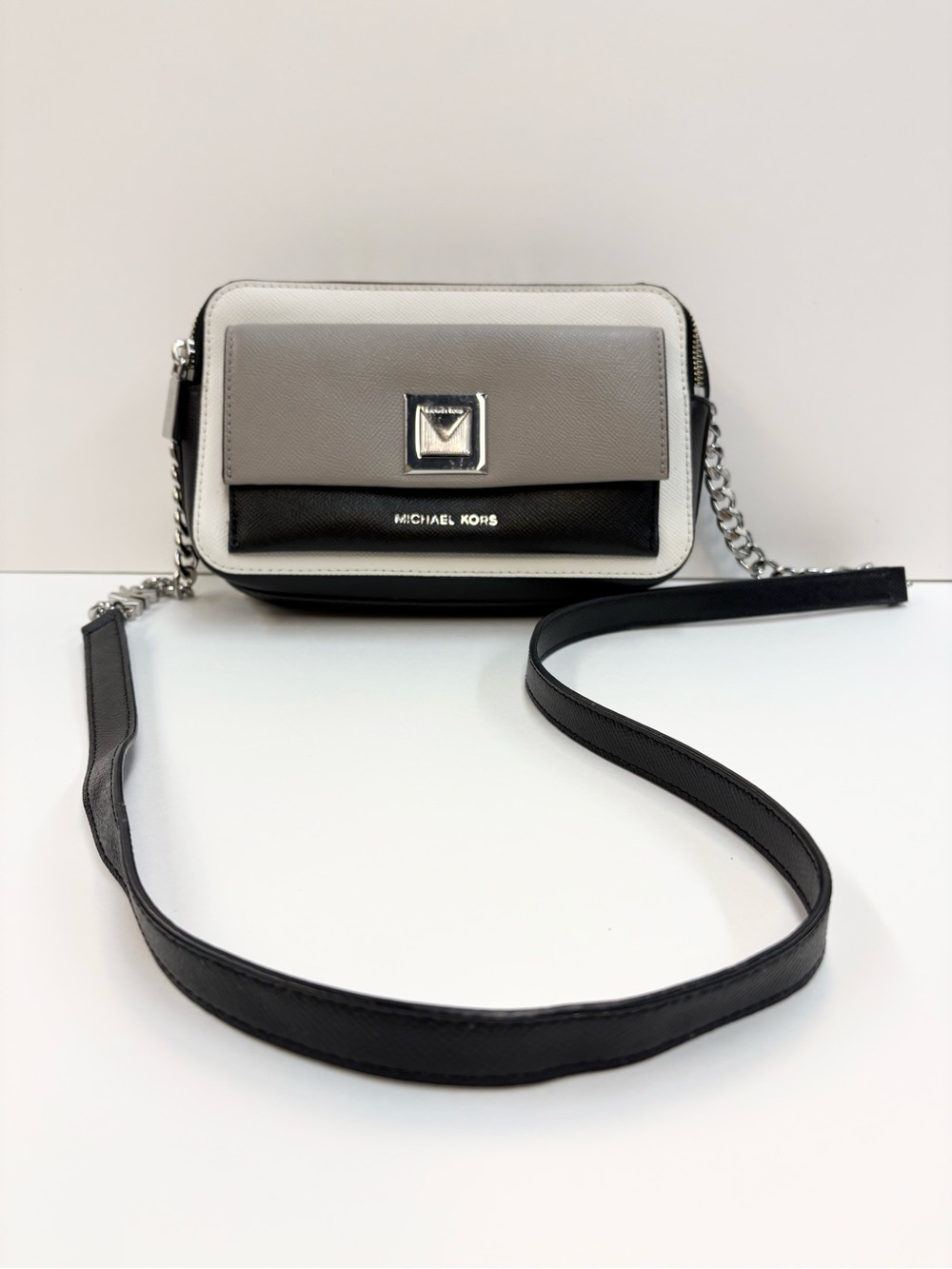Michael Kors Black, White Gray Colorblock Crossbody Saffiano Leather Wallet Bag